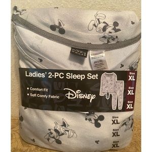 Disney Minnie Mouse 2 Piece Ladies Pajamas XL NEW